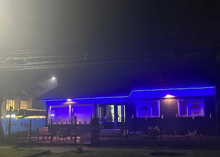 Hotel Hostal Viva Chile Puerto Varas / Centro